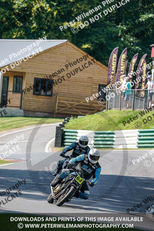 cadwell no limits trackday;cadwell park;cadwell park photographs;cadwell trackday photographs;enduro digital images;event digital images;eventdigitalimages;no limits trackdays;peter wileman photography;racing digital images;trackday digital images;trackday photos